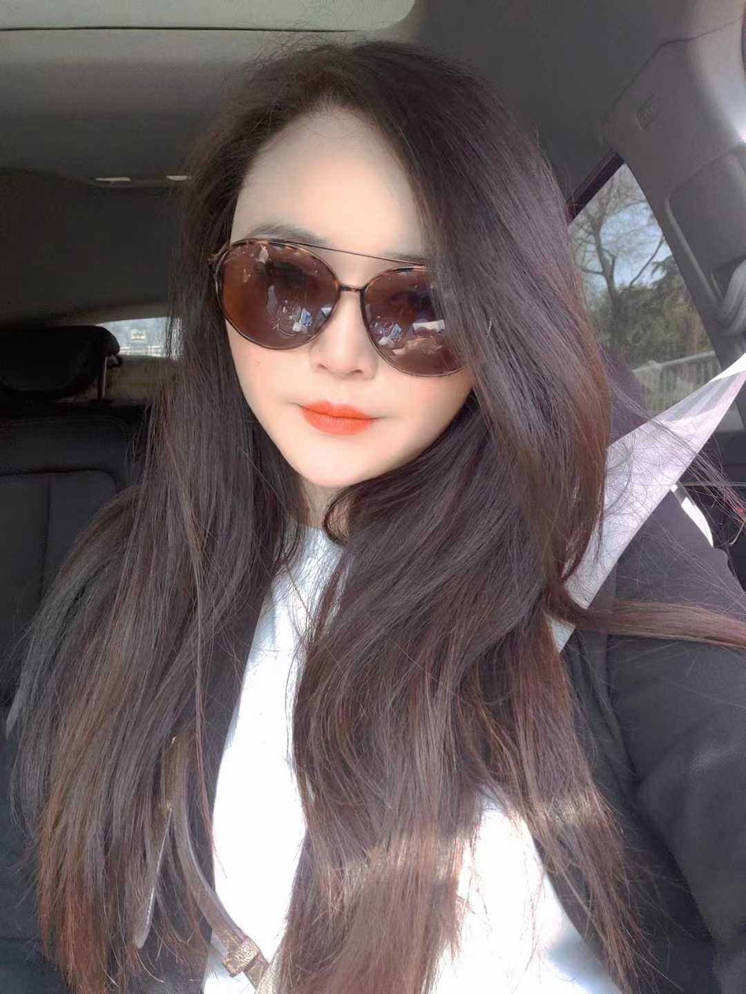 兼职模特四川妹子 身材好